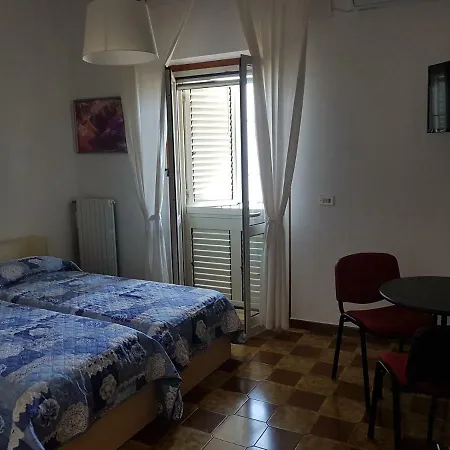 B&B Antico Torchio B&B 파올라
